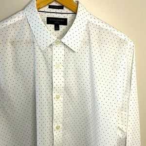 Banana Republic- White shirt w/ navy dash design - Large - 100% Ctn